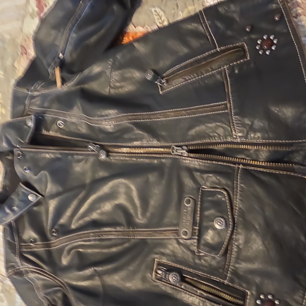 Harley-Davidson Black Leather Jacket with Brown Stitching - Picture 10 of 11
